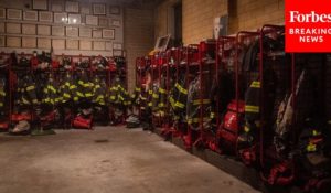 New Rules Cause THOUSANDS Of NYC's Firefighters Walk Off The Job