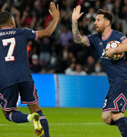 PSG players Kylian Mbappé and Lionel Messi
