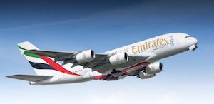 photo d'un avion Emirates dans les airs