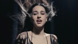 Holy Molly - Bine rău