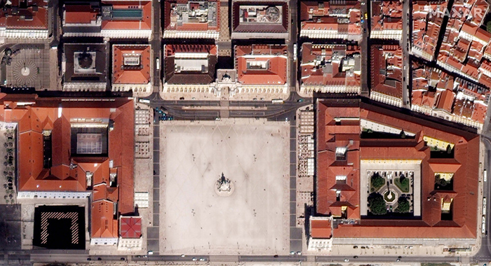 Praça do Comércio newsletter 700 recrop Satellite imagery shows the Praça do Comércio empty in Lisbon, Portugal on Tuesday. | Satellite image ©2020 Maxar Technologies