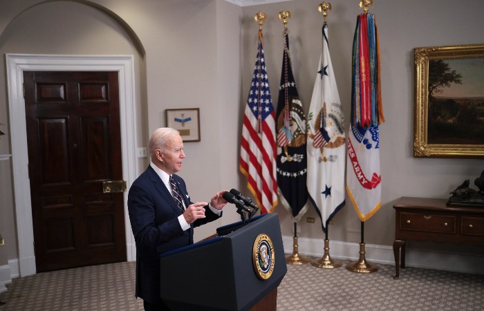 20220203_Nightly_Biden_700 President Joe Biden delivers remarks at the White House on a U.S. Special Operations raid targeting ISIS leader Abu Ibrahim al-Hashimi al-Qurayshi. The raid in northwest Syria reportedly killed the ISIS leader.