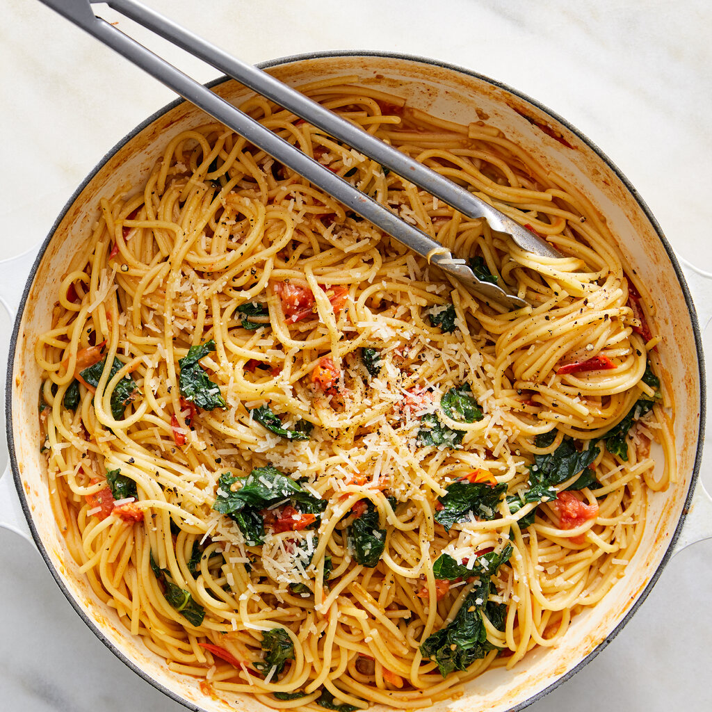 Top down view of One Pot Spaghetti with Cherry Tomatoes and Kale.