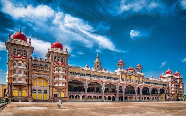 Mysore thu hút 6.000.000 lượt du khách mỗi năm.