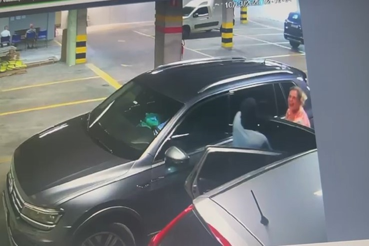 Mulher sendo sequestrada no estacionamento da Cobasi - Metrópoles