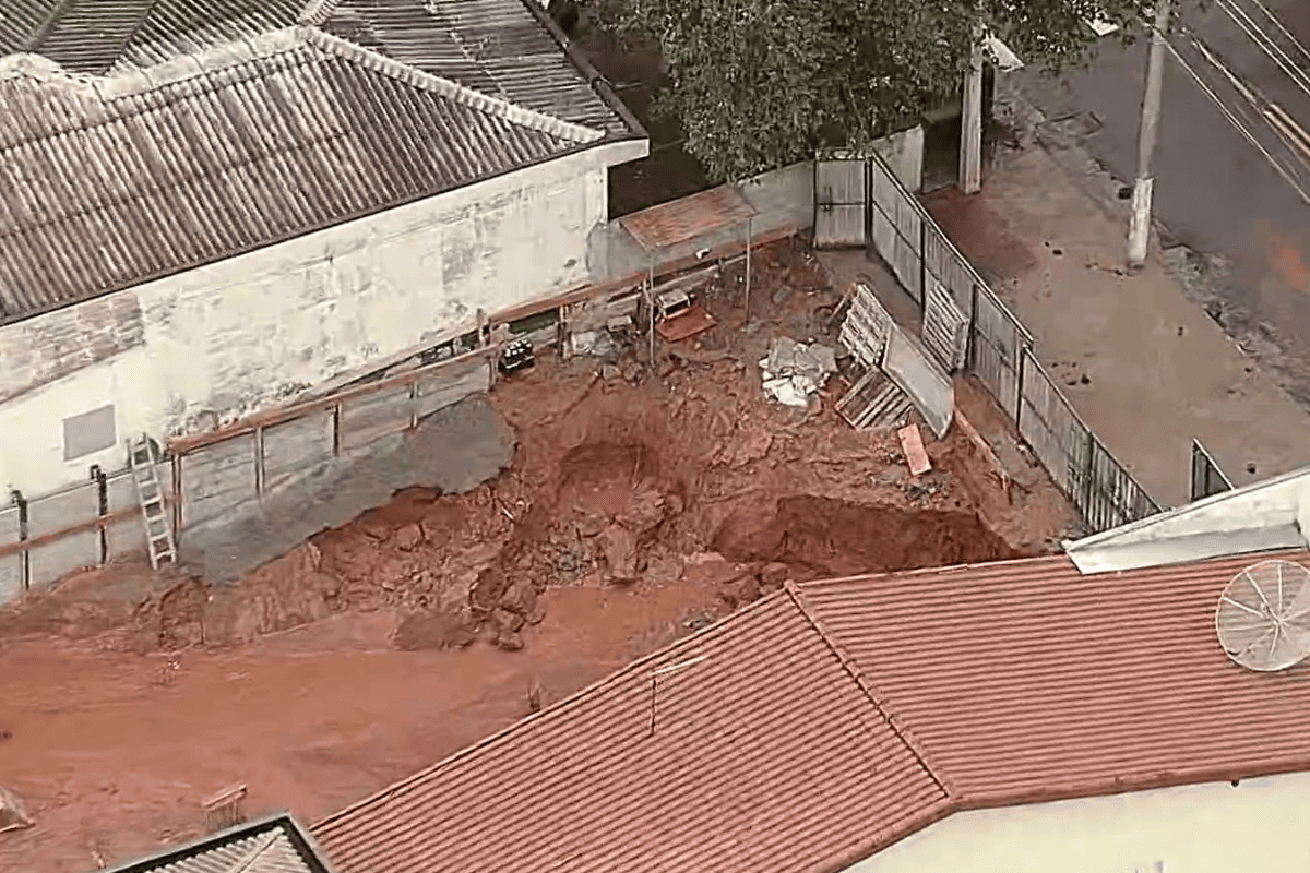 rompimento tubulação zona norte alagamento lama