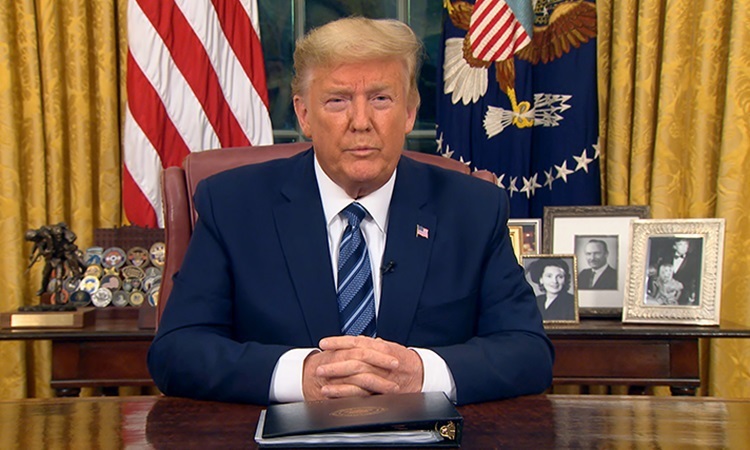 Tổng thống Mỹ Donald Trump phát biểu tại Nhà Trắng tối 11/3. Ảnh: CNN.