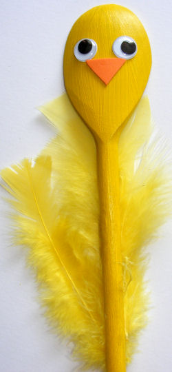Wooden spoon puppet - chick