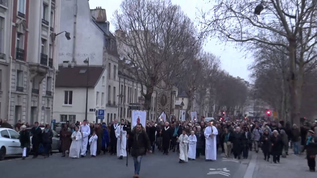 Hauts-de-Seine : des catholiques dénoncent insultes et menaces lors d'une procession