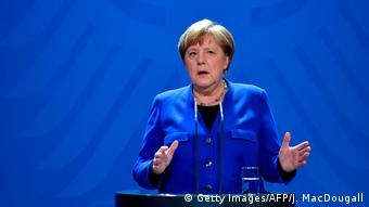 Deutschland Berlin | Coronavirus | Pressekonferenz Angela Merkel, Bundeskanzlerin (Getty Images/AFP/J. MacDougall)