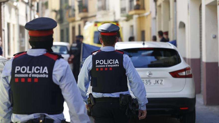 Un mosso mata a su mujer y se suicida en Sant Feliu de Llobregat (Barcelona)