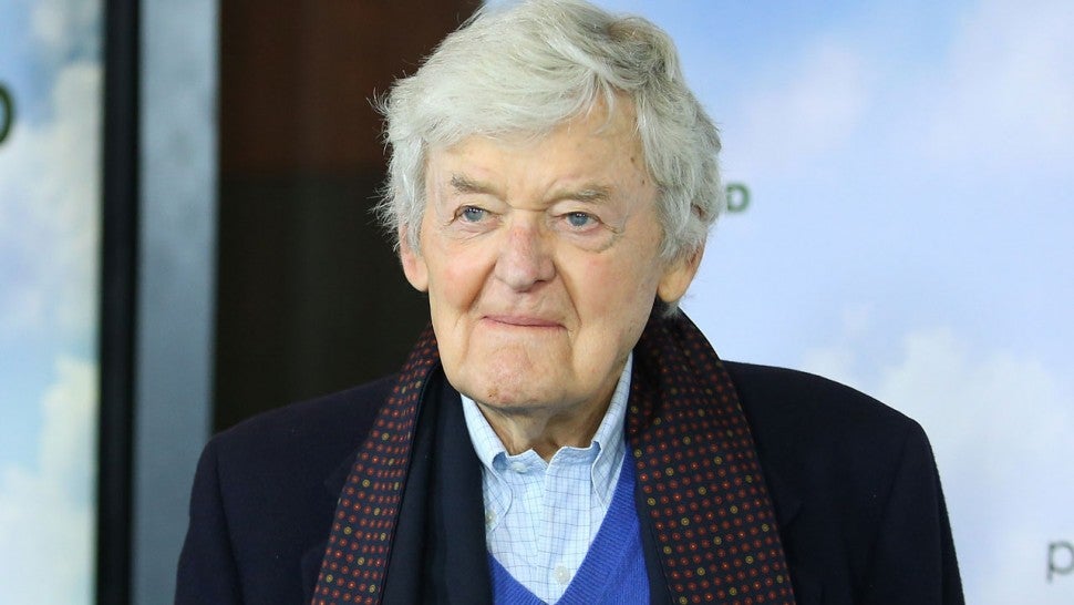 Hal Holbrook, Tony and Emmy-Winning Actor, Dead at 95 | Entertainment  Tonight