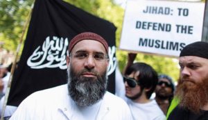 UK: Muslim prisoners chant “Queen is the enemy of Islam and must die”