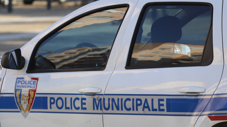 Equipage de police municipale attaqu&eacute; &agrave; St Fons : le maire condamne, des renforts envoy&eacute;s