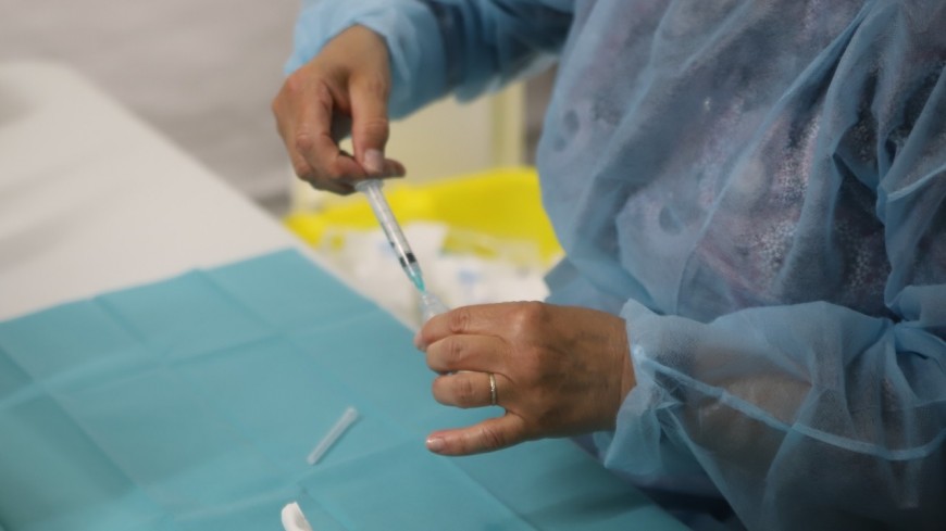 Le centre de pharmacovigilance de Lyon charg&eacute; de signaler les effets secondaires du vaccin Janssen