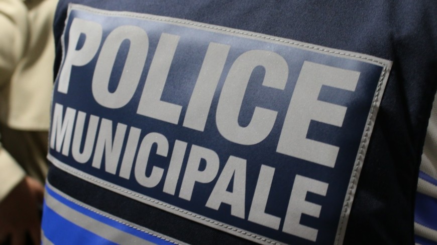 Lyon : un policier municipal violemment agress&eacute; lors d&rsquo;un contr&ocirc;le routier