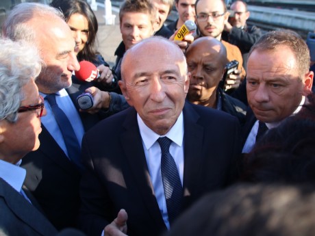 Gérard Collomb sous escorte lors de son retour à Lyon - LyonMag.com