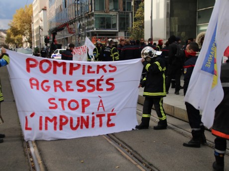 Une précédente manifestation des pompiers à Lyon - LyonMag