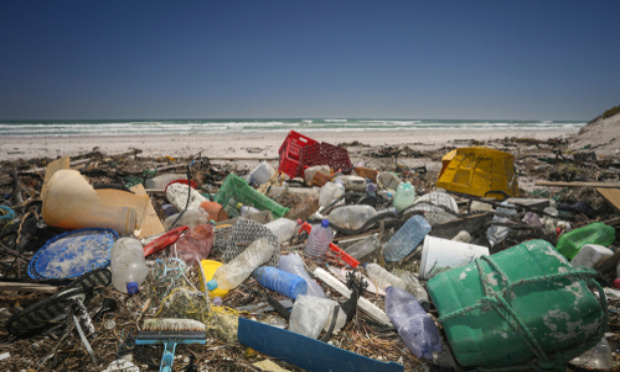 Stop aux emballages plastiques qui polluent les océans, l'air, les sols. Il faut y mettre fin, MAINTENANT