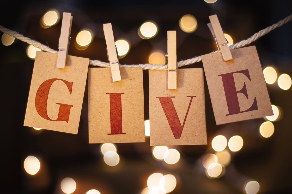 Christmas_Giving_donate