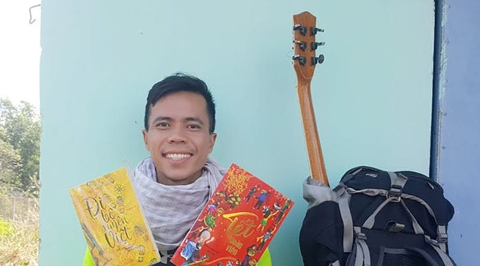 Đi bộ một mình hơn 400 cây số từ Sài Gòn để về quê ăn Tết