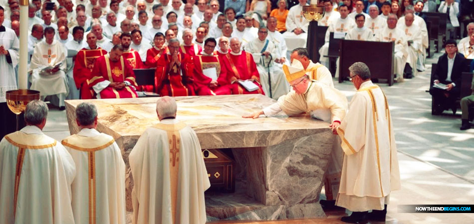 Thousands attend dazzling dedication of remodeled Christ Cathedral, Orange County’s new center of Catholicism