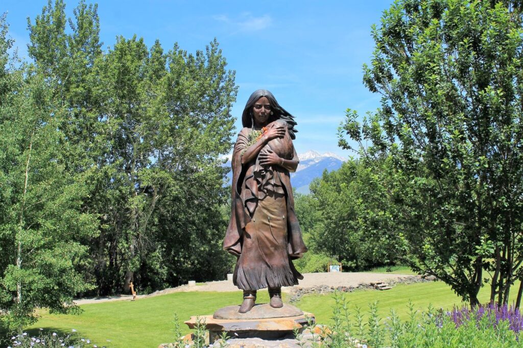 Sacagawea statue