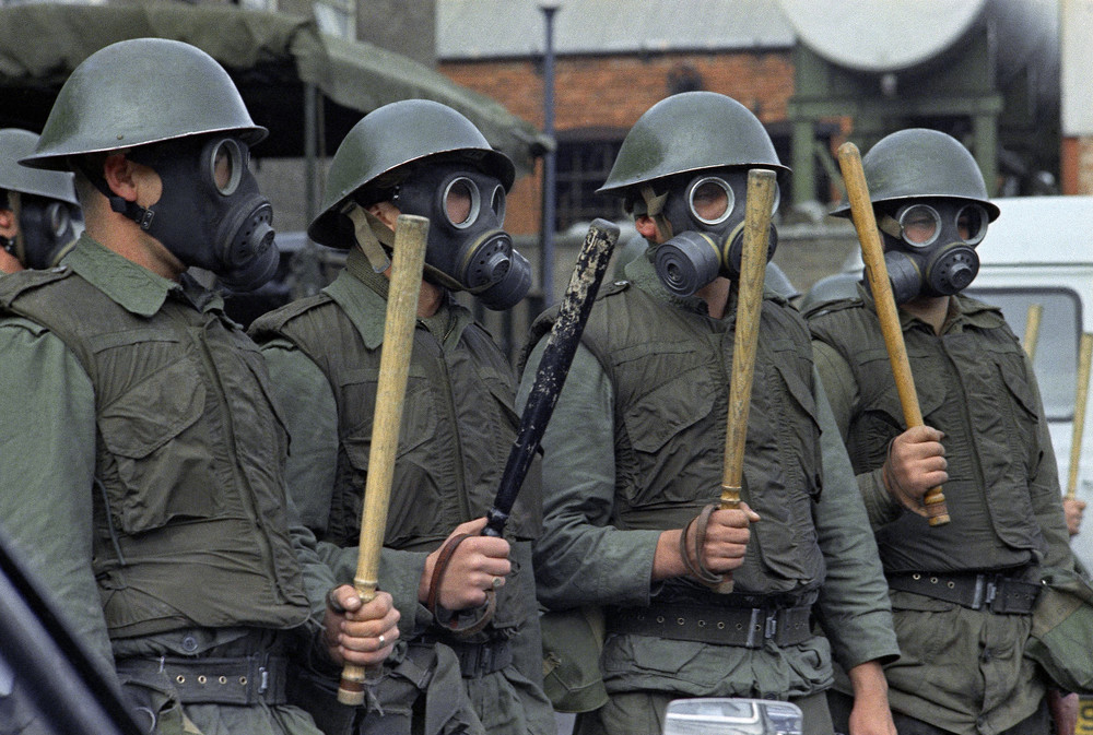 On this date in 1969: British Army Riot Squad troops wore gas masks, bullet proof vests and wielded two-foot-long batons during a demonstration in Belfast, Northern Ireland. The squad was designed to penetrate rioting crowds to bring out ringleaders and lawbreakers in the midst of The Troubles and fears of political and sectarian violence in Northern Ireland. 