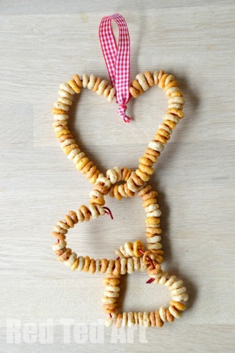Cheerios DIY Bird Feeders - simple crafts for kids
