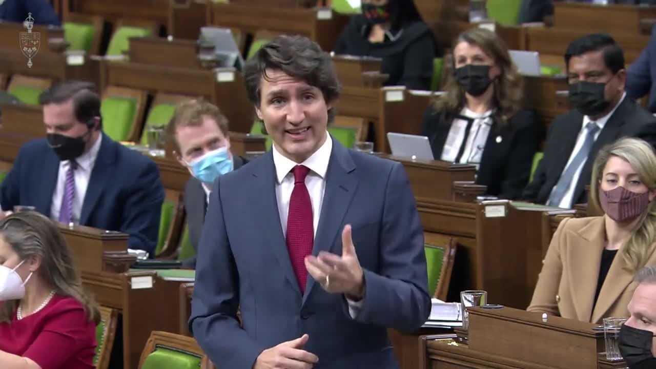 Trudeau Gets Roasted To His Face, Heckled & Shouted Down, Told To Follow The Science & End Mandates [VIDEOS]