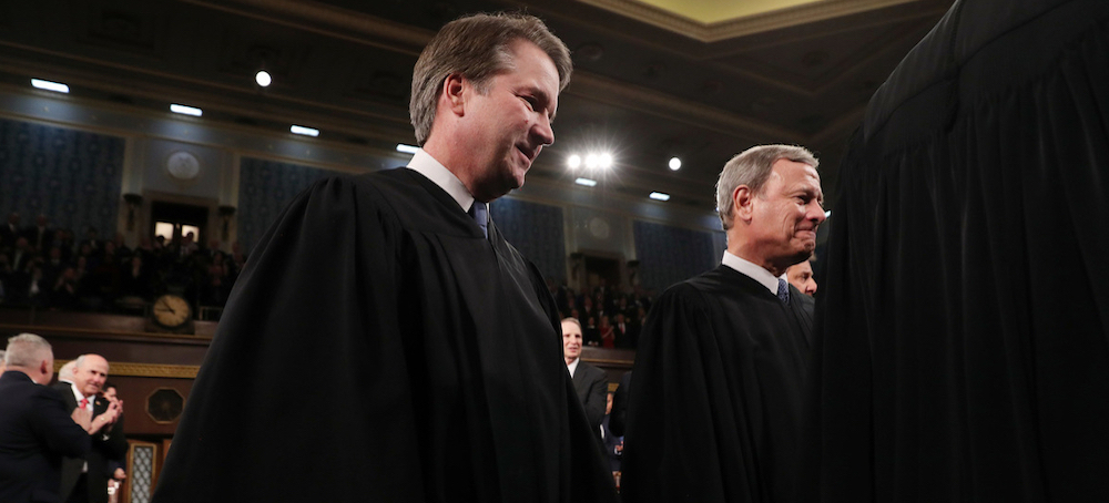Justice Brett Kavanaugh and Chief Justice John Roberts. (photo: Getty Images)
