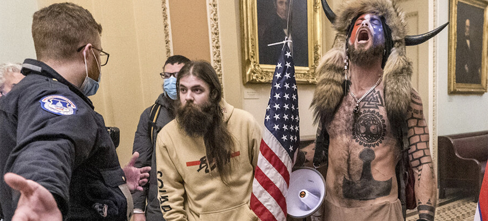 Trump supporters on January 6, 2021. (photo: Manuel Balce Ceneta/AP)