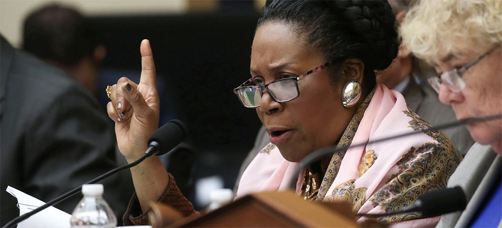 U.S. rep. Sheila Jackson Lee represents District 18, once represented by Barbara Jordan, who in 1972 became the first Black Texan elected to Congress after Reconstruction. (photo: Leah Mills/Reuters)