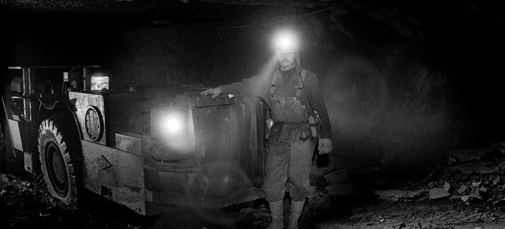 A coal miner near Price, Utah. (photo: Robert Gunpert/Redux)