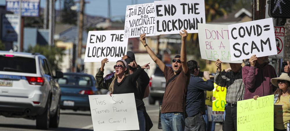 Crazies and cowards essentially make up the GOP's entire elected wing. (photo: Getty)