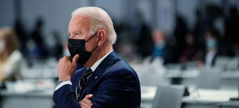 Owing largely to Manchin, Biden arrived in Glasgow without the set of dramatic legislative victories that were supposed to unlock the conference. (photo: Erin Schaff/AP)