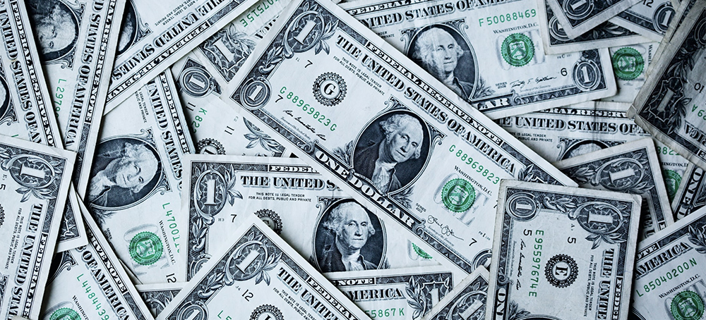 The current discourse around inflation is being rigged and manipulated by corporate media. (photo: Sharon McCutcheon/Unsplash)