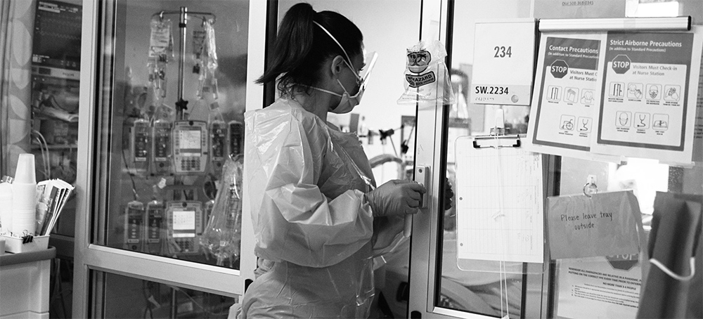 A hospital worker. (photo: Allison Dinner/Bloomberg/Getty Images)