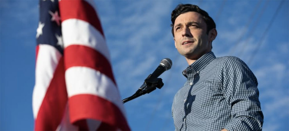 'Senator Jon Ossoff, is now leading a new push to ban members from trading individual stocks altogether.' (photo: Jessica McGowan/Getty Images)