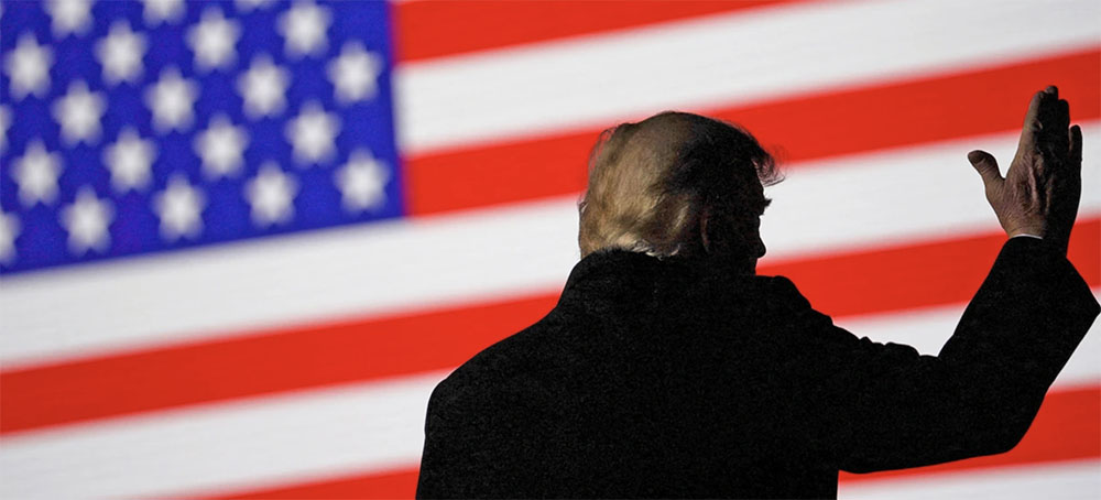 Former President Donald Trump gestures at a rally in Conroe, Texas, on Jan. 29, 2020. (photo: Go Nakamura/Reuters)
