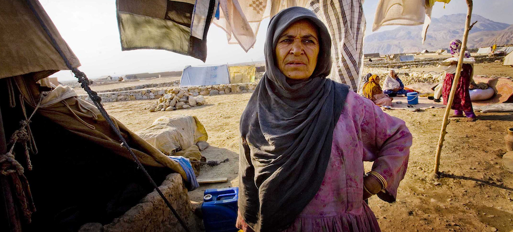 A woman in Afghanistan. (photo: Kate Holt/InterAction)