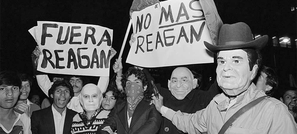 Demonstrators protest against Ronald Reagan in Colombia during his tour of Latin America, 1982. (photo: Bettmann/Getty Images)