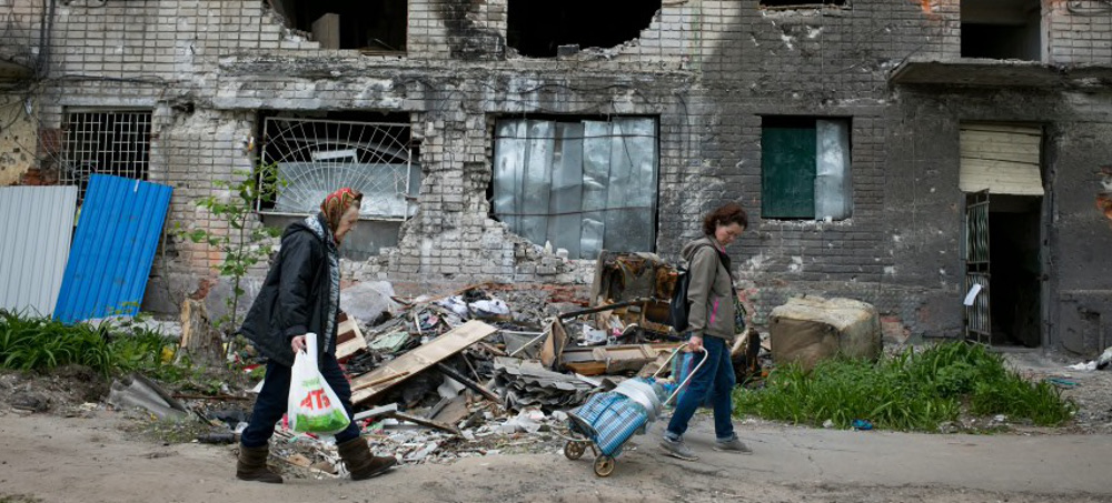 Russian strikes have brought death and destruction to places like Kharkiv in the 100 days since the start of the invasion. (photo: Pete Kiehart/NBC)