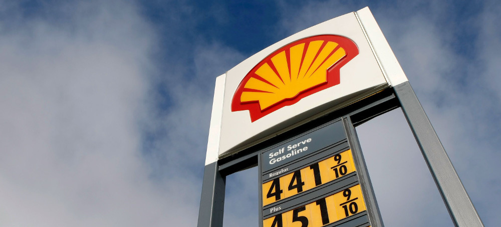 Shell will buy back $4 billion worth of shares and increase its dividend by 15% after posting another gigantic quarterly profit thanks to strong oil and gas prices. (photo: Justin Sullivan/Getty)