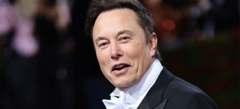 Elon Musk attends the 2022 Met Gala. (photo: Dimitrios Kambouris/Getty Images/Met Museum/Vogue)