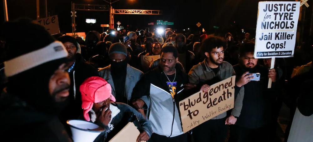 Demonstrators in Memphis respond after video was released showing how Tyre Nichols was beaten by five Memphis police officers. (photo: Chris Day/Jackson Sun)