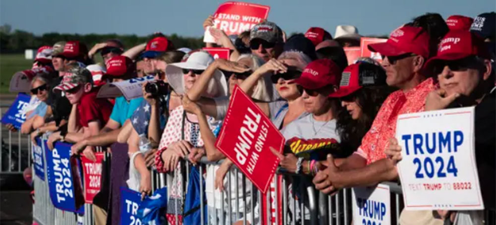 Rally attendees listen to Former President Donald Trump speak at his Make America Great Again Rally in Waco, Texas, March 25, 2023. (photo: Sara Diggins/American-Statesman)