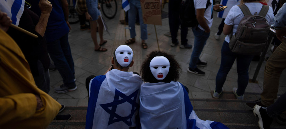 'The crisis in Israel is far from over.' (photo: Oded Balilty/AP)