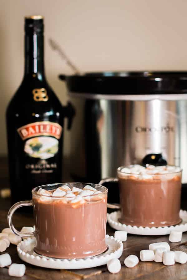 Slow Cooker Baileys Irish Cream Hot Chocolate