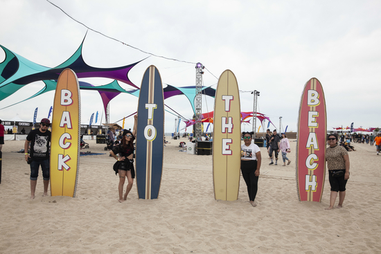 KROQ, Travis Barker & John “Feldy” Feldmann Present Back To The Beach Wraps Year Two With 37,000 In Attendance At Huntington State Beach On Saturday, April 27 & Sunday April 28